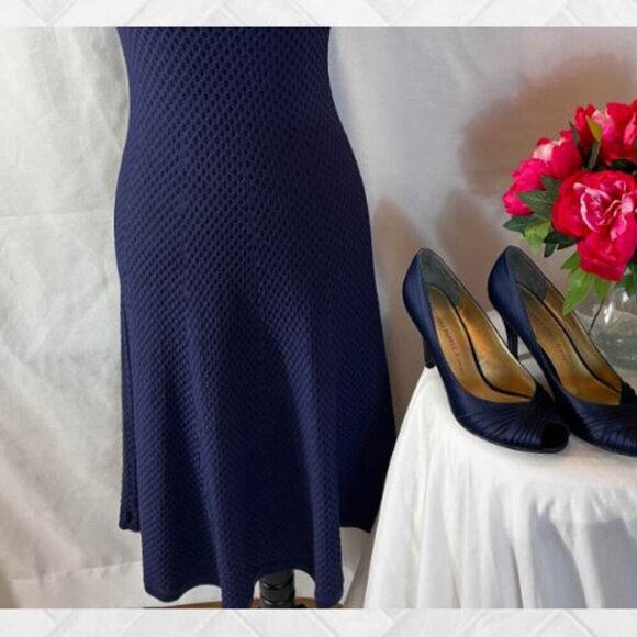 Michael Michael Kors Navy Waffle Knit Dress (ONLY) EUC  Size Medium - Picture 6 of 16